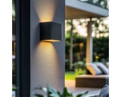 RexTech Solar wandlamp buiten 'Emme' - Recht - Up down light - Warm wit licht (2700K) - IP54 - 20 lumen - Tuinverlichting op zonne-energie - Zwart