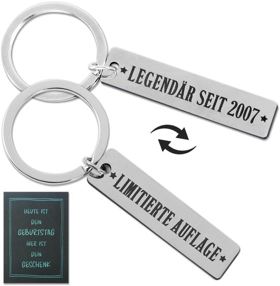 18e verjaardag sleutelhanger gepersonaliseerd met OMG! Ik ben nu volwassen! - Zilver 18e verjaardag sleutelhanger gepersonaliseerd met OMG! Ik ben nu volwassen! - Zilver