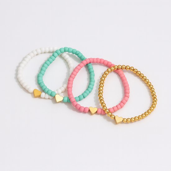 Set de 4 bracelets avec perles colorées et détails coeur dorés - élastique - vert menthe, rose, blanc et doré - pour femmes et filles