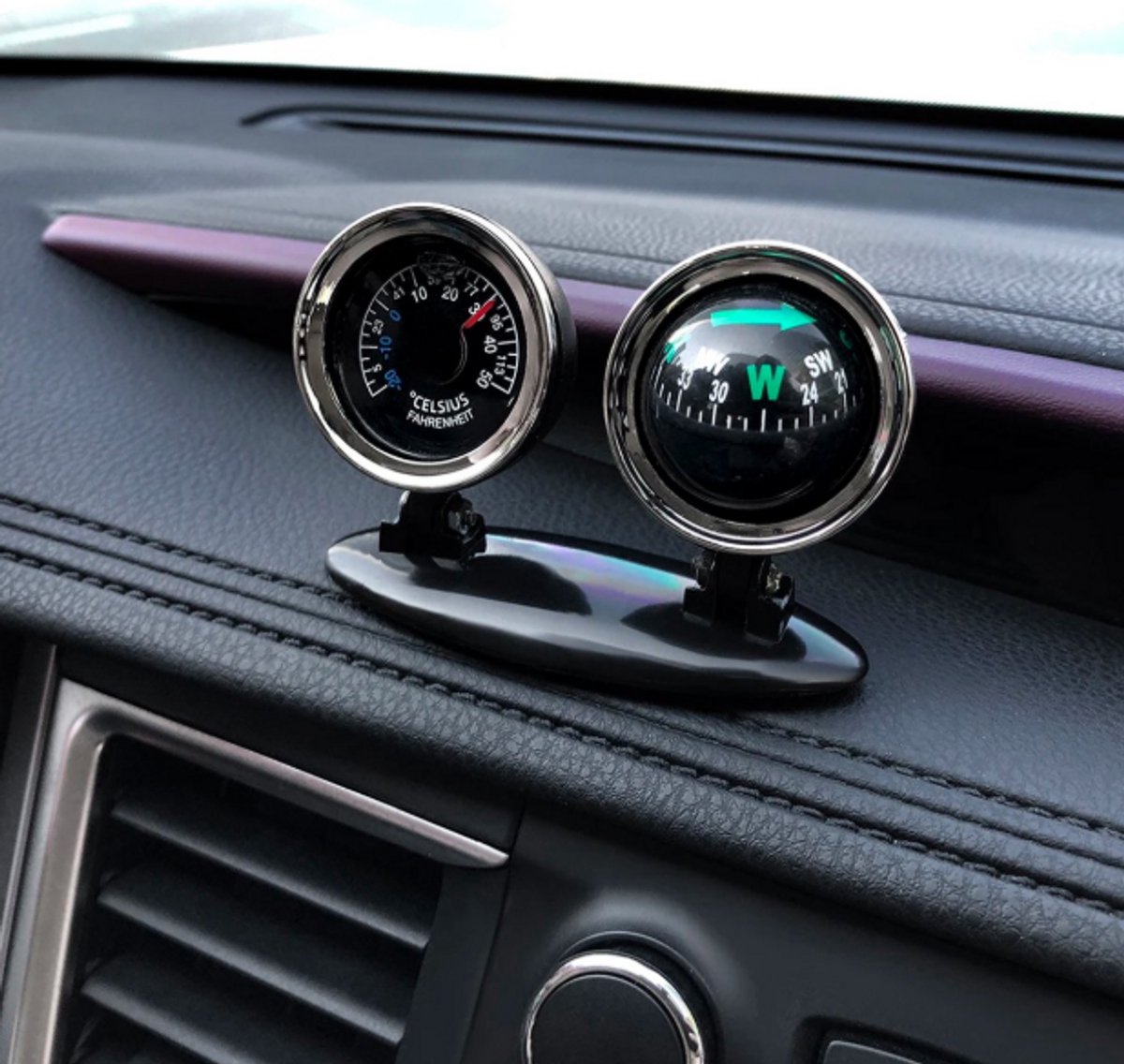 Auto Decoratie: Multifunctionele Thermometer en Kompas voor Dashboard – Richtingsmeter, Auto Interieur Accessoires en Auto Accessoires, Ideaal Cadeau, 81x53x41mm