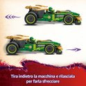 Twee LEGO Ninjago racewagens, groen met gouden accenten, klaar voor actie.