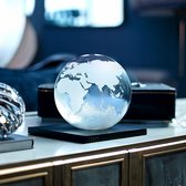 MikaMax Earth Storm Glass – Weersvoorspeller – Sfeerobject met Wereldkaart – Elegante Glasbol met Houten Basis – Decoratief en Functioneel