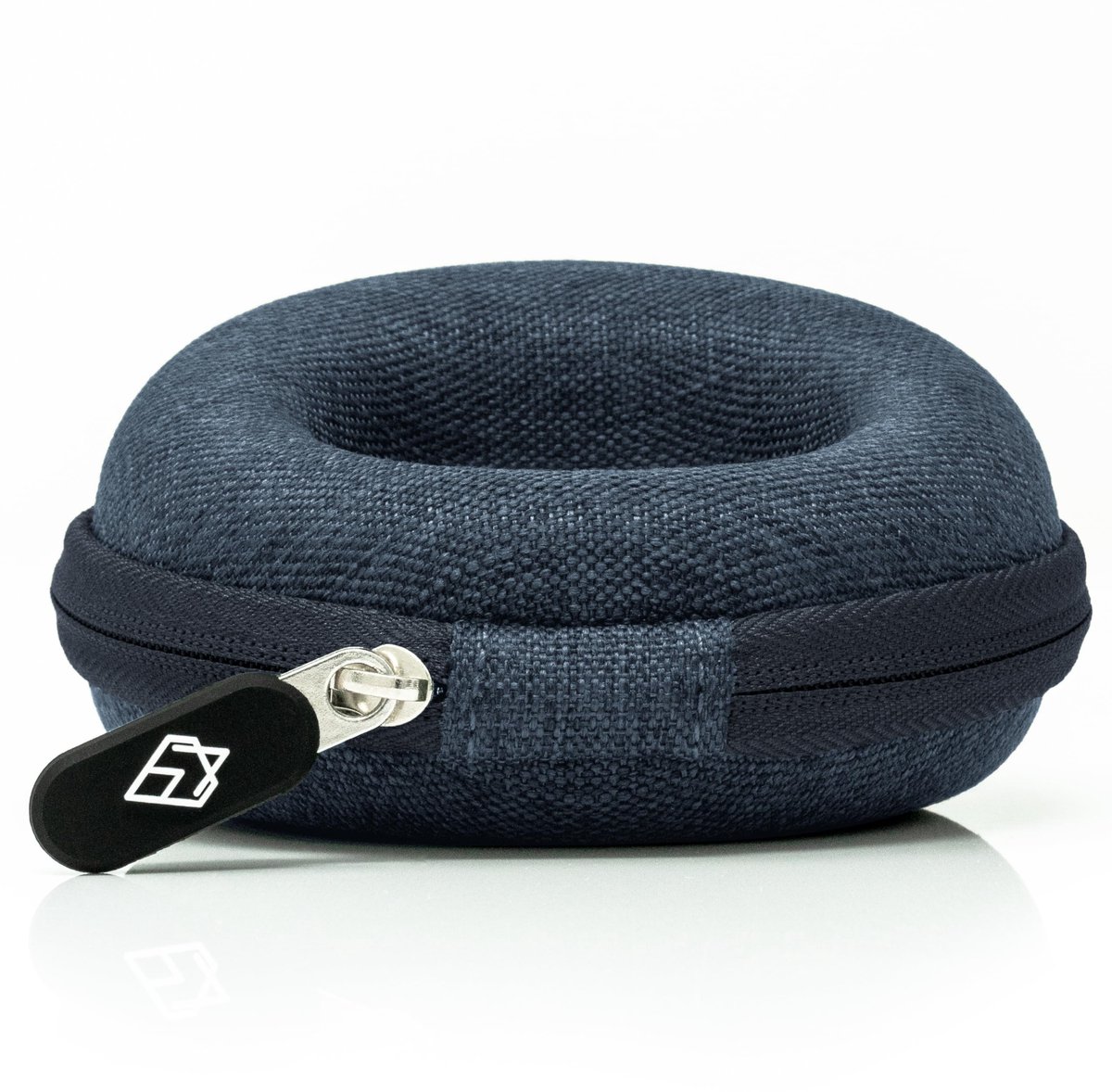AKIELO Horlogekast - Reishorlogebox met schoonmaakdoekje en geschenkdoos - Voor heren- en dameshorloges en smartwatches tot 54 mm (Denim Blue Edition)