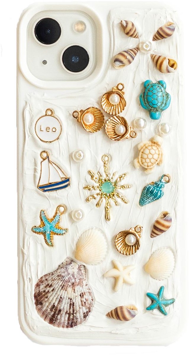 Casies schelpen hoesje geschikt voor Apple iPhone 16 - handgemaakt telefoonhoesje met kleipasta en schelpen - TPU
