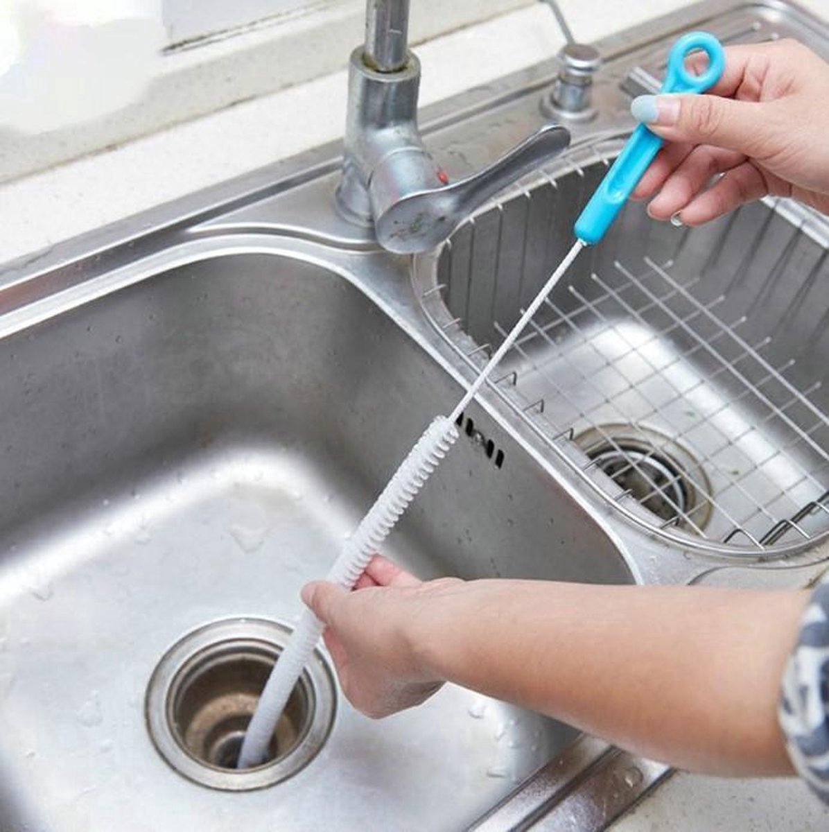 Jumada's - Maak korte metten met verstopte afvoerpijpen | Ontstoppingsveer | Herbruikbaar | Gootsteenborstel | Afvoerfilter | Rioolveer | Voor keuken en badkamer | Blauw en wit
