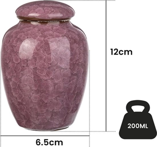 Paarse urn met bloemmotief, met afmetingen 6.5cm breed en 12cm hoog. Inhoud 200ML.