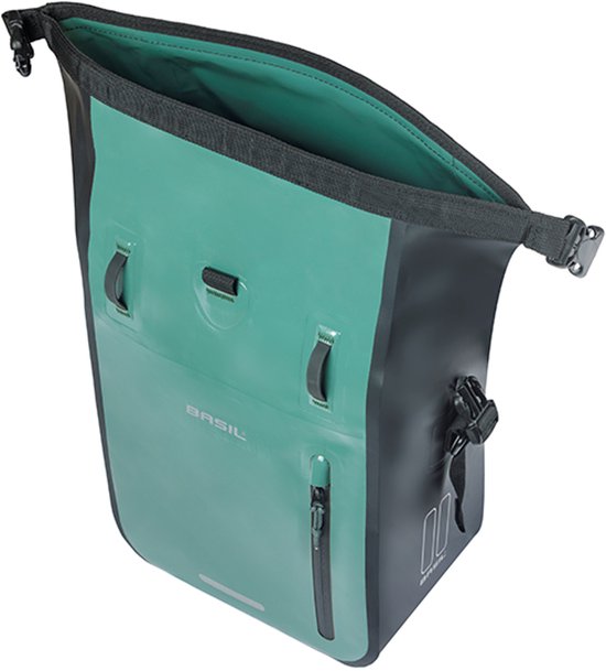 Basil Rivo - Enkele fietstas - 12-15 liter - MIK Hooks - Waterdicht - Reflectie details - Tarpaulin - groen van Basil — afbeelding 3