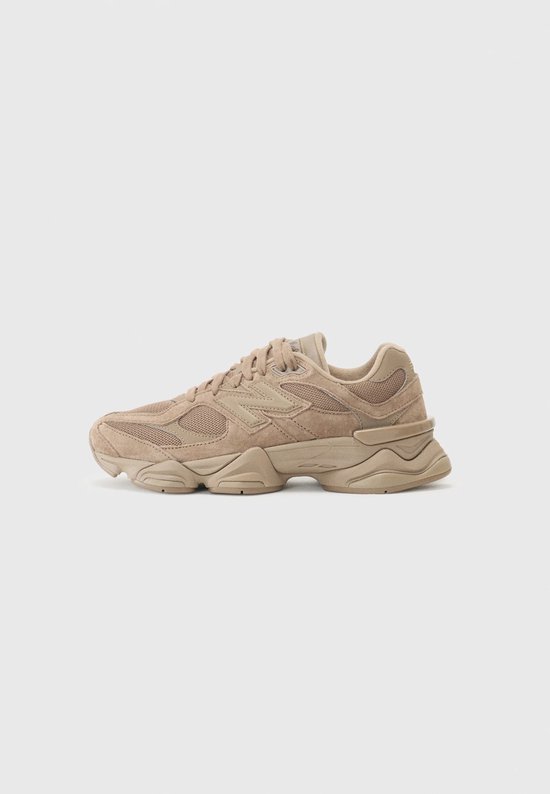 Sneakers New Balance 9060 "Chestnut" - Maat 41.5