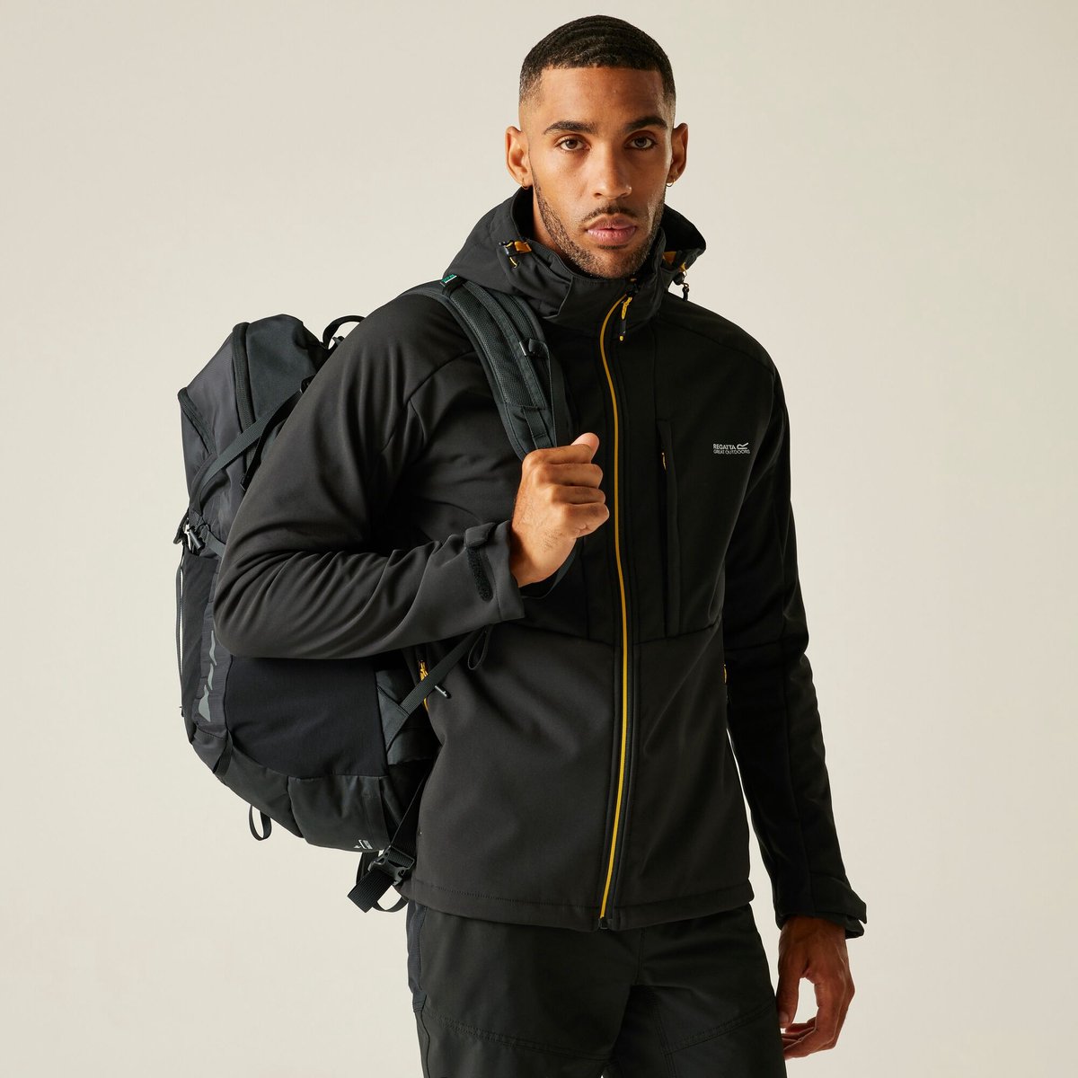 Hewitts isolerende winddichte softshell voor heren Zwart