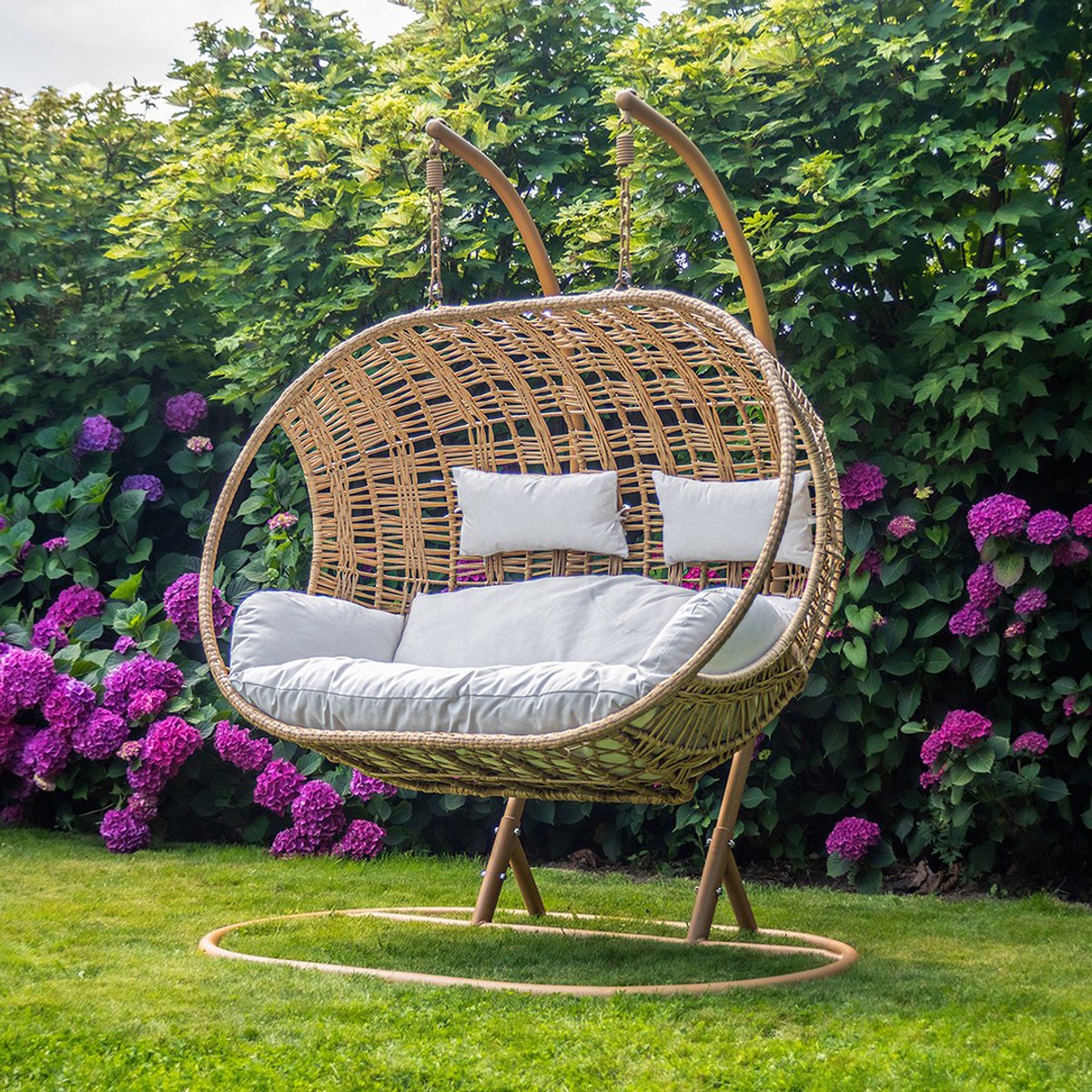 Ogarden Luxe Dubbele Hangstoel Istanbul met Standaard - Bruin frame -162*108*196CM- 2 Persoons Egg Chair - Extra Dik Kussen - voor binnen en buiten