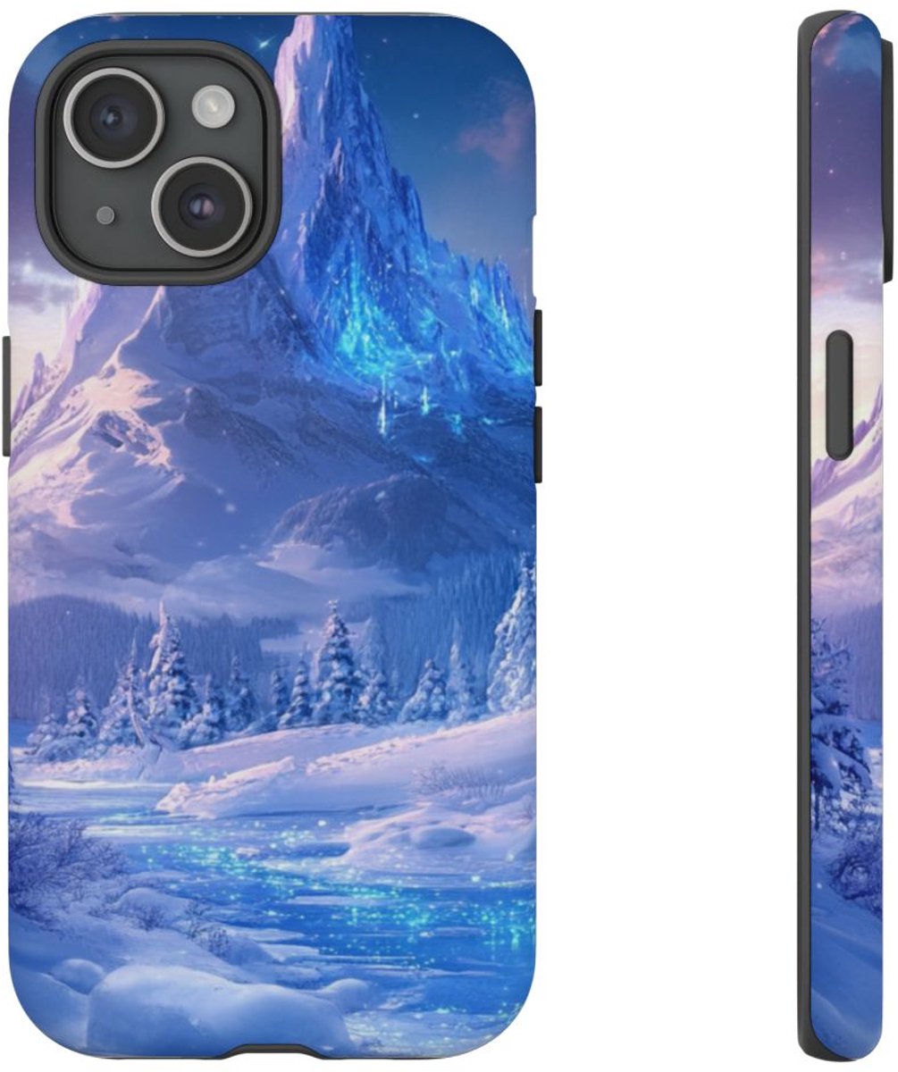 Besneeuwd Berglandschap met Bevroren Rivier – Telefoonhoesje Geschikt voor iPhone 15