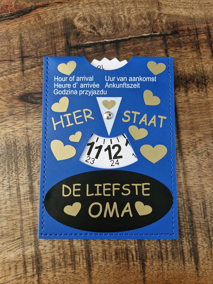 Parkeerschrijf met tekst- Hier staat - De liefste Oma - blauwe zone- parkeerkaart- blauweschijf
