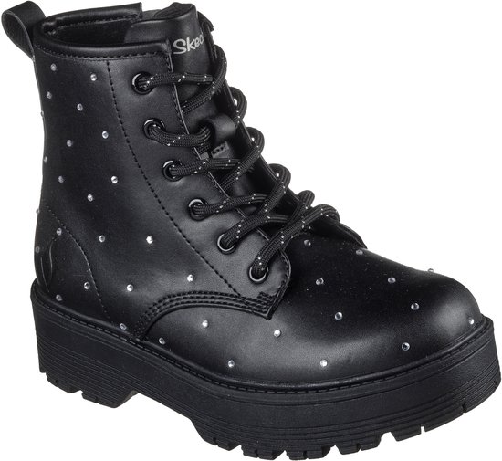Zwarte meisjeslaars met zilveren studs, veter en rits, met Skechers-logo op de zool.