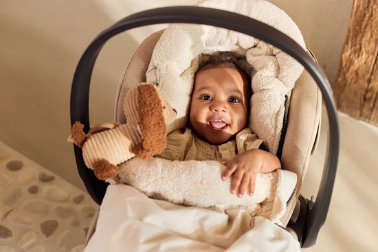 Jollein - Voetenzak voor Autostoel & Kinderwagen (Sand) - Embossed - Katoen - Footmuff Maxi Cosi, Kinderwagen of Autostoel - 42x82cm van Jollein — afbeelding 4