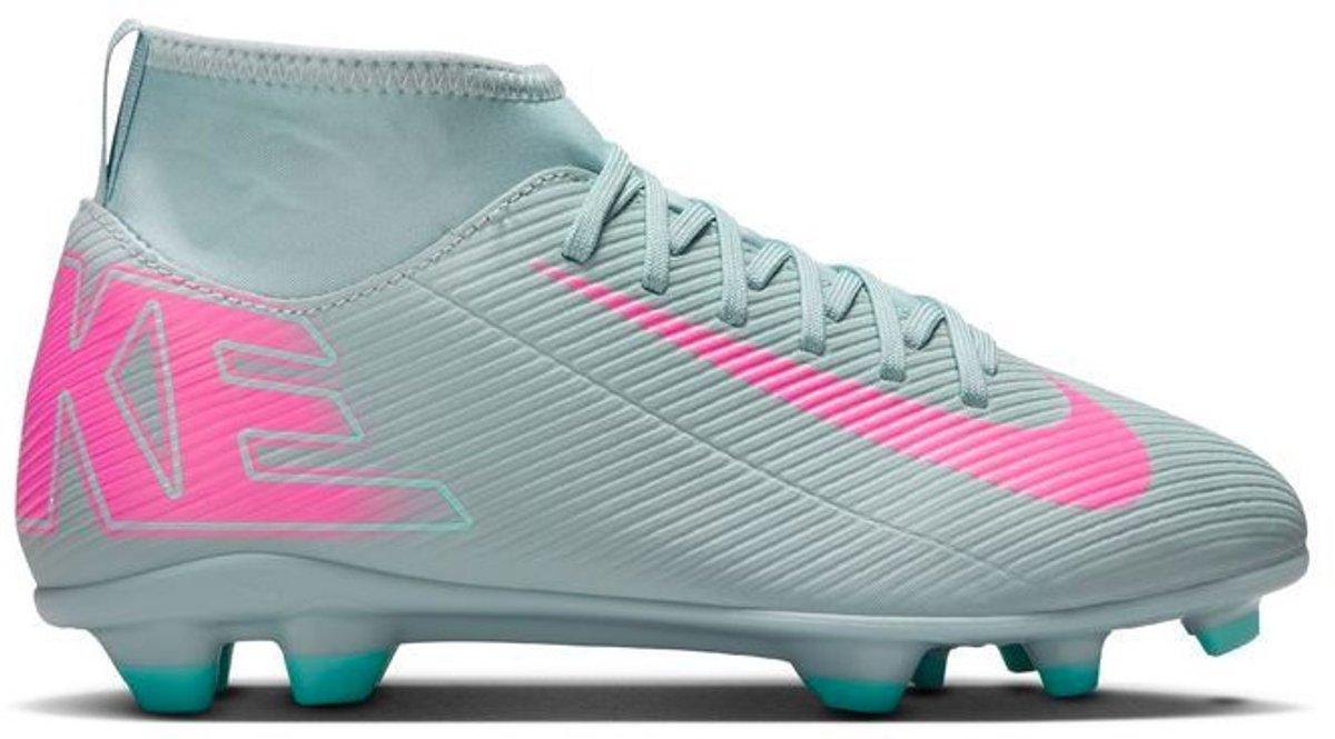 Nike Mercurial Superfly 10 Club FG/MG junior voetbalschoen in lichtblauw met roze details, maat 38.5.