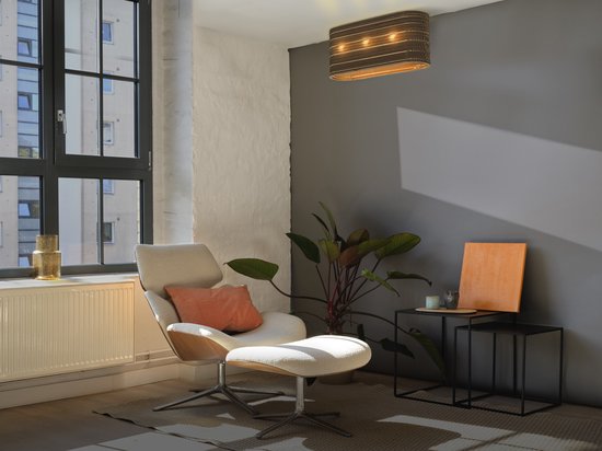 LEDVANCE vloerlamp Decor Cardboard Cilinder bruin van golfkarton, E27, 1600 mm hoogte, lampenkap van gerecycled materiaal, duurzaam dankzij vervangbare lichtbron, eenvoudig te installeren