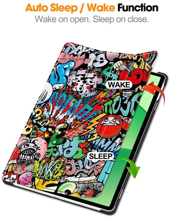 Zwarte tablethoes met graffiti print, sluit en opent automatisch.