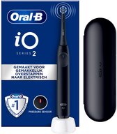 Oral-B iO 2 Elektrische Tandenborstel Black met Reisetui