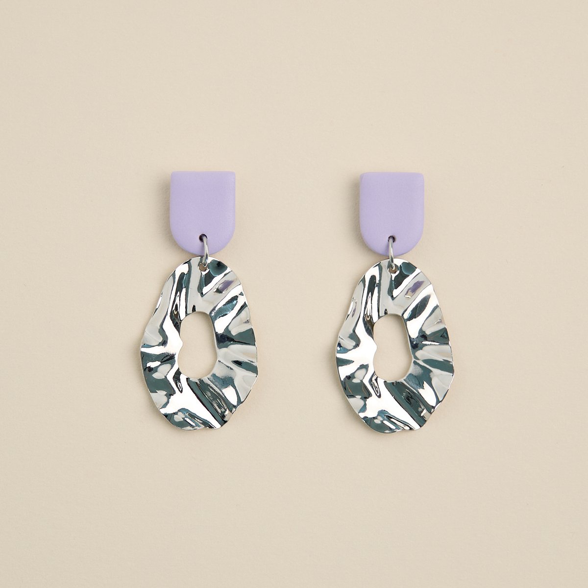 zilveren oorbellen -Lia earrings - LYHO -Lila kleur- Stainless Steel -Waterproof -Nikkel vrij - zilveren oorbellen -Kerst cadeau- Sinterklaas cadeau - Valentin - Moederdag -Handgemaakte oorbellen van klei