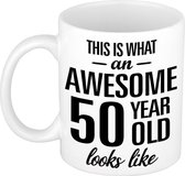 Voici à quoi ressemble une tasse / tasse cadeau géniale de 50 ans - 300 ml - anniversaire - tasse / tasse cadeau