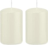 2x Ivoorwitte cilinderkaars/stompkaars 5 x 8 cm 18 branduren - Geurloze kaarsen - Woondecoraties