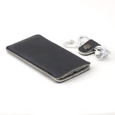 JACCET lederen iPhone 11 sleeve - antraciet/zwart leer met grijs wolvilt - Handmade in Nederland