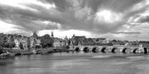 JJ-Art (Aluminium) 100x50 | Maastricht, Skyline met Sint Servaas brug in zwart wit, Fine Art | stad, sfeer, modern | Foto-Schilderij print op Dibond / Aluminium (metaal wanddecorat