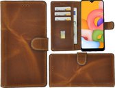 Samsung Galaxy A01 hoesje - Bookcase - Portemonnee Hoes Echt leer Wallet case Cognac Bruin
