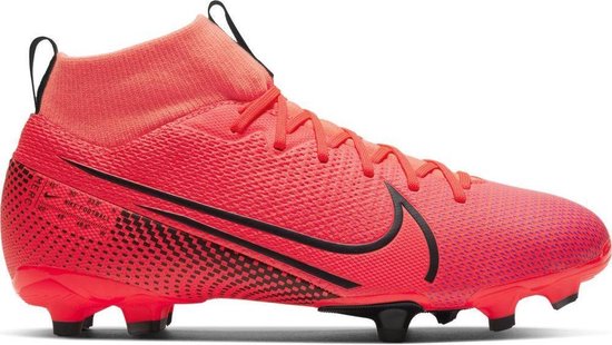 Nike Mercurial Superfly 6 Academy MG Youth White.