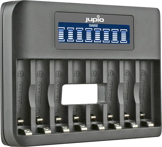 Jupio USB Octo Charger + gratis Jupio 4-pack 2700mAh AA batterijen