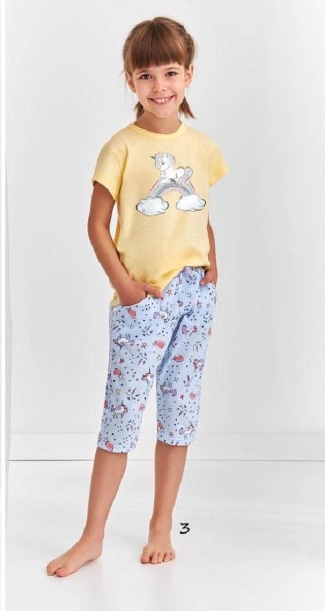 Taro Pyjama Beki met 3/4-broek. Maat: 110 cm / 5 jaar. Geel - multi