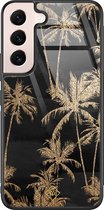 Casimoda® hoesje - Geschikt voor Samsung Galaxy S22 - Palmbomen - Luxe Hard Case Zwart - Backcover telefoonhoesje - Zwart