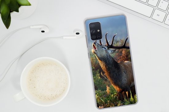 Telefoonhoesje Geschikt voor Samsung Galaxy A51 5G hoesje - Hert - Bos - Mist - Siliconen Telefoonhoesje Telefoonhoesje