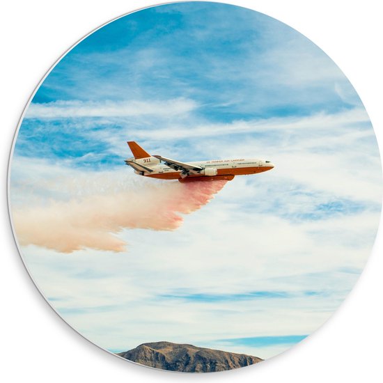 WallClassics - Cercle Mural en Plaque de Mousse PVC - Rouge avec Avion Wit Volant au-dessus des Montagnes avec Fumée Oranje - 30x30 cm Photo sur Cercle Mural (avec système d'accrochage)