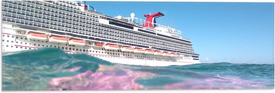WallClassics - Vlag - Uitzicht op Grote Cruise vanuit de Zee - 60x20 cm Foto op Polyester Vlag