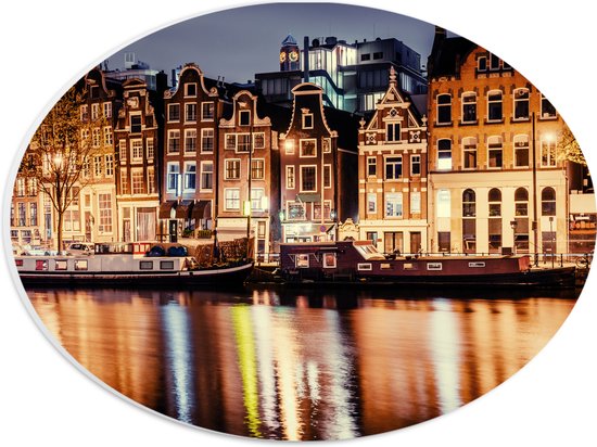 PVC Schuimplaat Ovaal - De Grachten van Amsterdam in de Avond in Nederland - 28x21 cm Foto op Ovaal (Met Ophangsysteem)