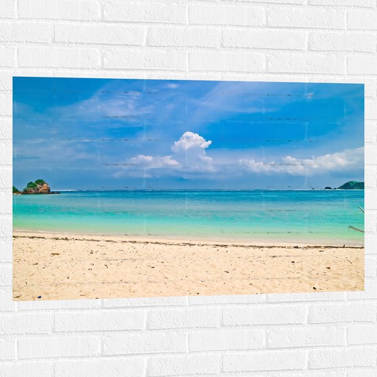 Muursticker - Wit Strand met Helderblauwe Oceaan - 105x70 cm Foto op Muursticker