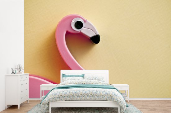 Papier peint Papier peint photo en vinyle - Flamingo avec grand oeil largeur 330 cm x hauteur 220 cm - Tirage photo sur papier peint (disponible en 7 tailles)