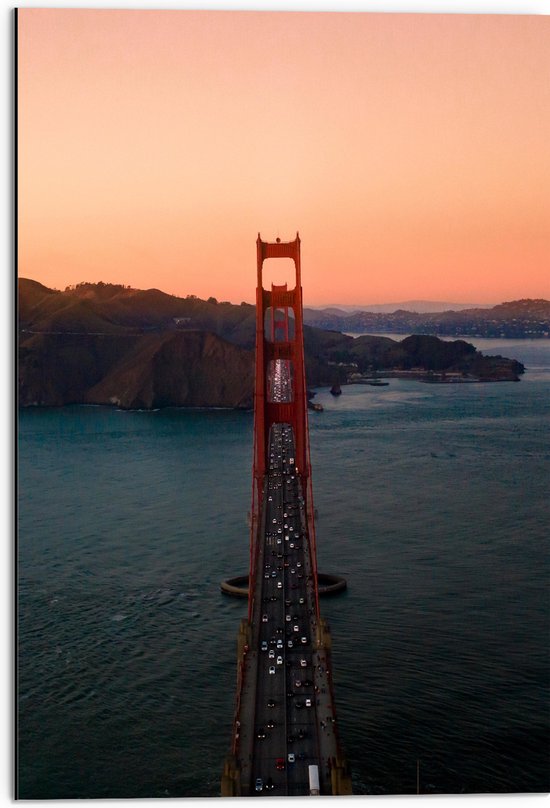 WallClassics - Dibond - Golden Gate Bridge in Californië - 50x75 cm Foto op Aluminium (Wanddecoratie van metaal)