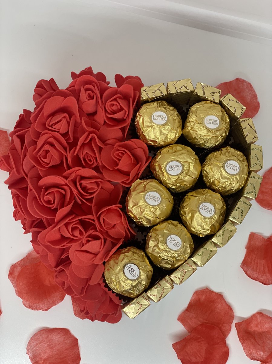Chocolade Hart Geschenk - Giftpack - Valentijn cadeau - Ferrero Rocher Valentijn Cadeau - Valentijnsdag Geschenk - Liefde - Moederdag - Vaderdag - Verjaardag