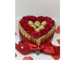 Chocolade Hart Geschenk - Giftpack - Valentijn cadeau - Ferrero Rocher Valentijn Cadeau - Valentijnsdag Geschenk - Liefde - Moederdag - Vaderdag - Verjaardag