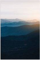 Poster Glanzend – Berglandschap met Ondergaande Zon - 40x60 cm Foto op Posterpapier met Glanzende Afwerking