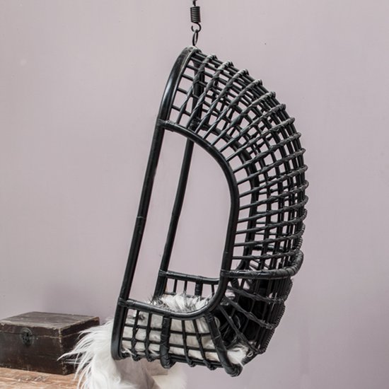 Hangstoelen - hangstoel The Classic zwart - draagkracht 200 kg - natuurlijk rotan - ergonomisch - hangstoelen binnen - Merkloos