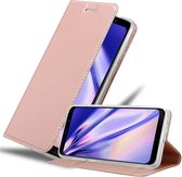 Cadorabo Hoesje geschikt voor Samsung Galaxy A8 2018 in CLASSY ROSE GOUD - Beschermhoes met magnetische sluiting, standfunctie en kaartvakje Book Case Cover Etui