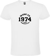 Wit T-Shirt met “Made in 1974 / 100% Original “ Afbeelding Zwart Size XXL