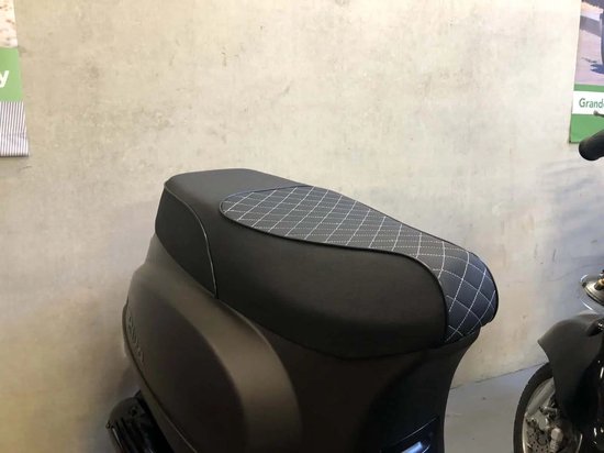 Zadel Buddyseat Zwart Ruit Italian Design | BTC Riva, AGM VX50, Znen ...