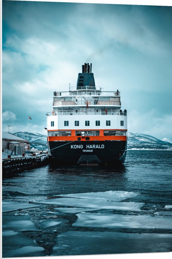 WallClassics - Plaque de Mousse PVC - Amarré Zwart avec Bateau Wit et Oranje - 70x105 cm Photo sur Plaque de Mousse PVC