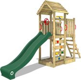 WICKEY speeltoestel klimtoestel JoyFlyer met houten dak & groene glijbaan, outdoor kinderspeeltoestel met zandbak, ladder & speelaccessoires voor de tuin