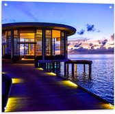 Tuinposter – Resort - op het Water in de Malediven - 80x80 cm Foto op Tuinposter (wanddecoratie voor buiten en binnen)