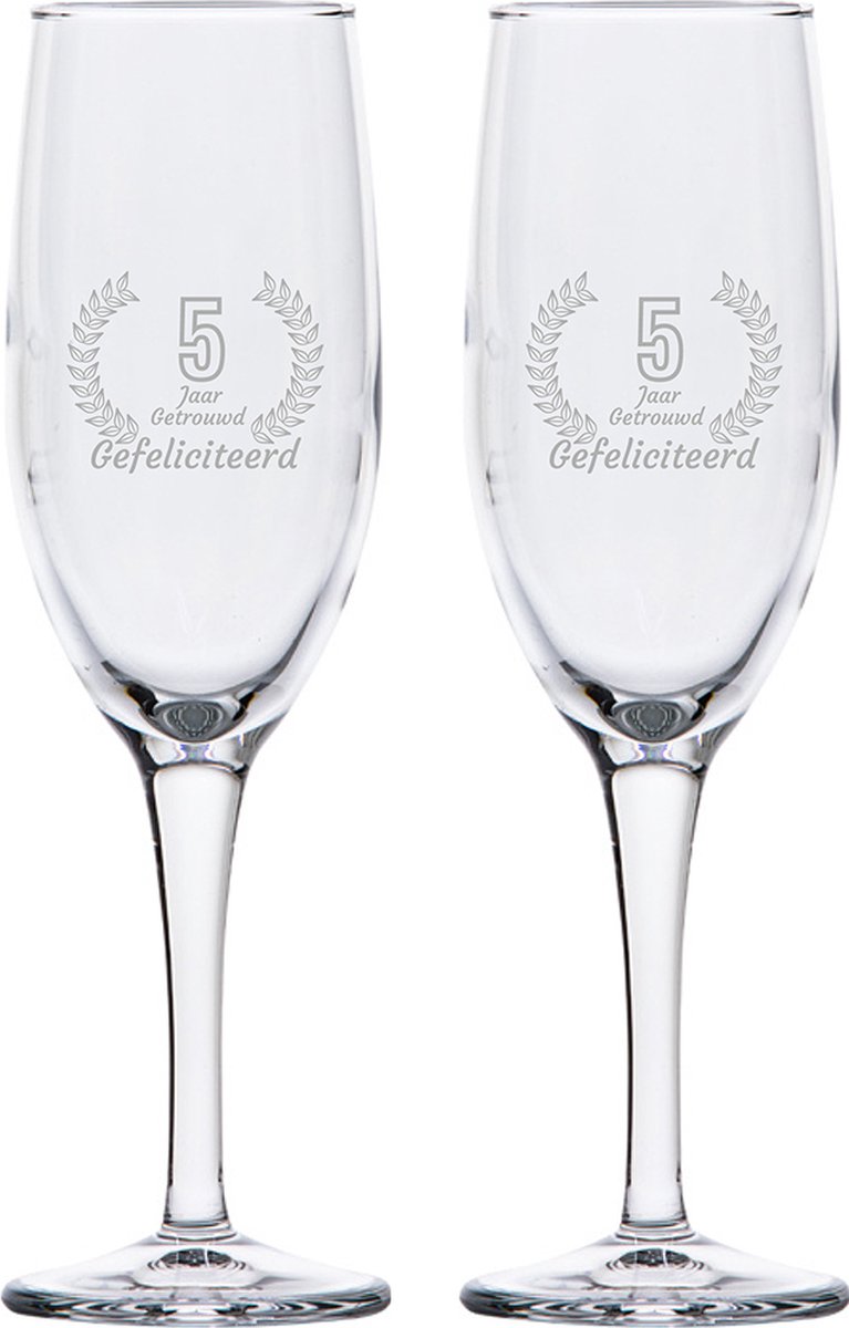 Gegraveerde set champagneglazen 16,5cl Gefeliciteerd 5 jaar getrouwd